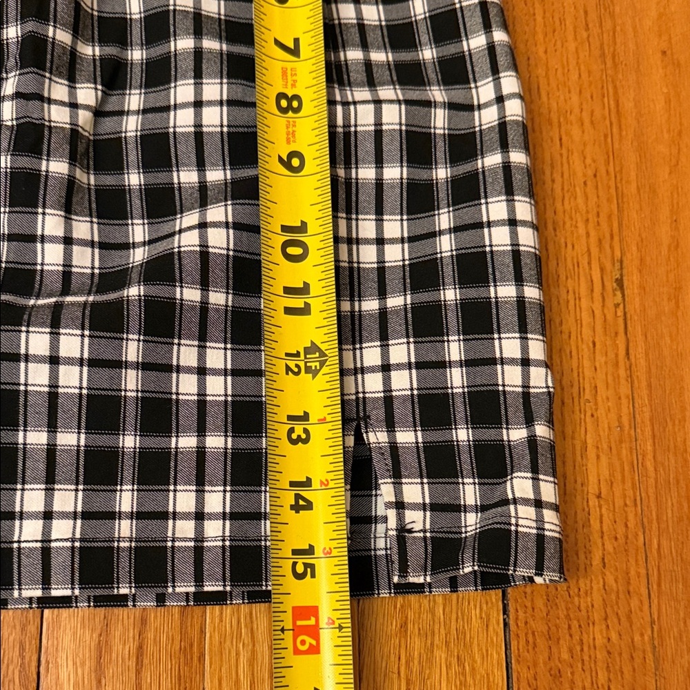 Garage Monochrome Plaid Mini Skirt Size Small - Picture 5 of 5